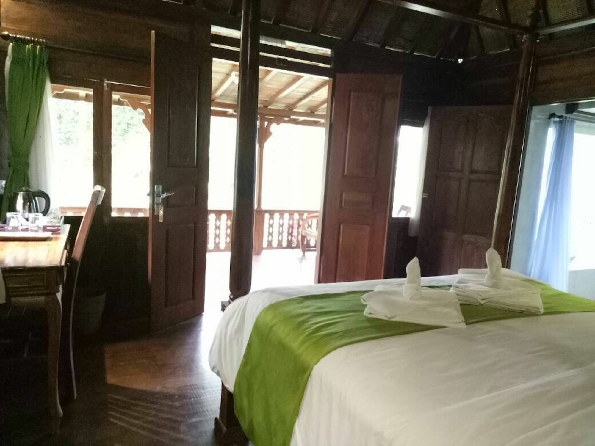 The Aura Shanti Retreat Baturiti エクステリア 写真