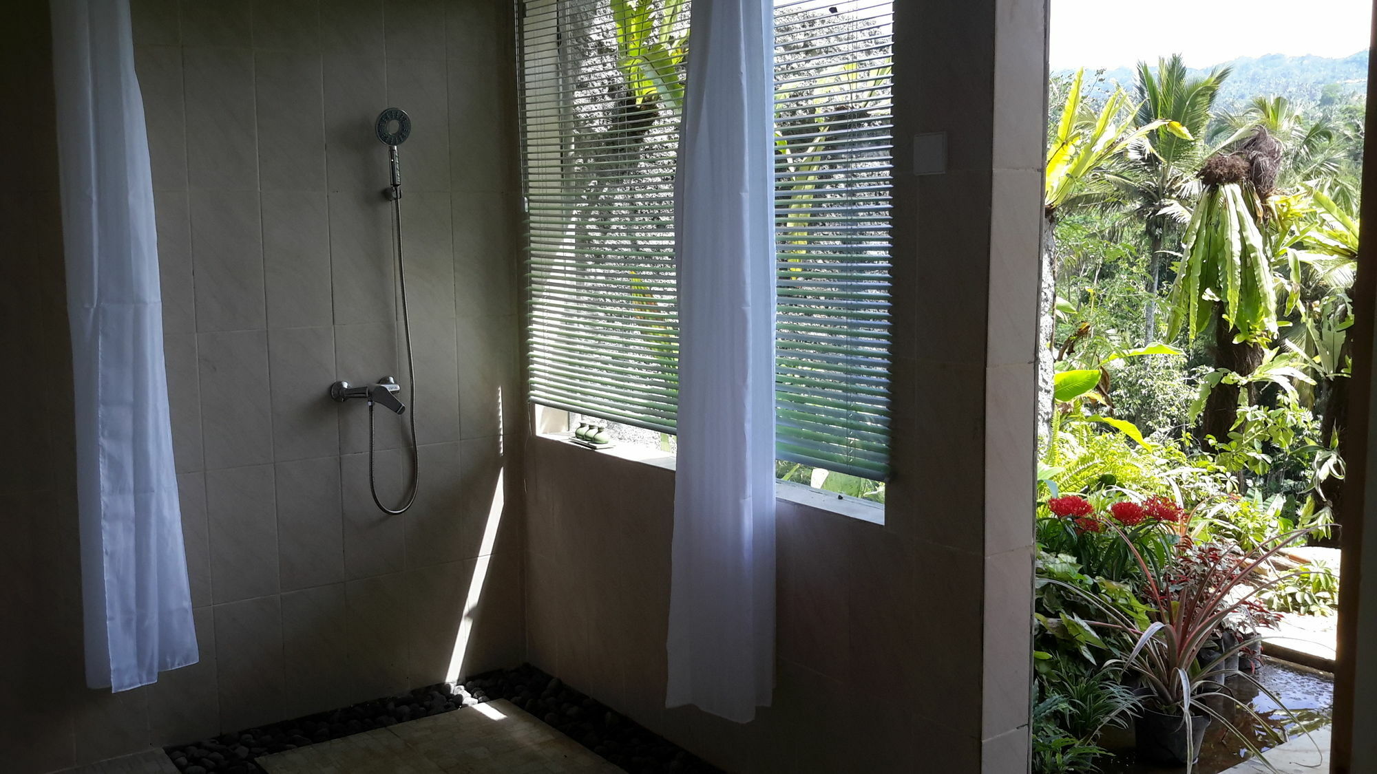 The Aura Shanti Retreat Baturiti エクステリア 写真